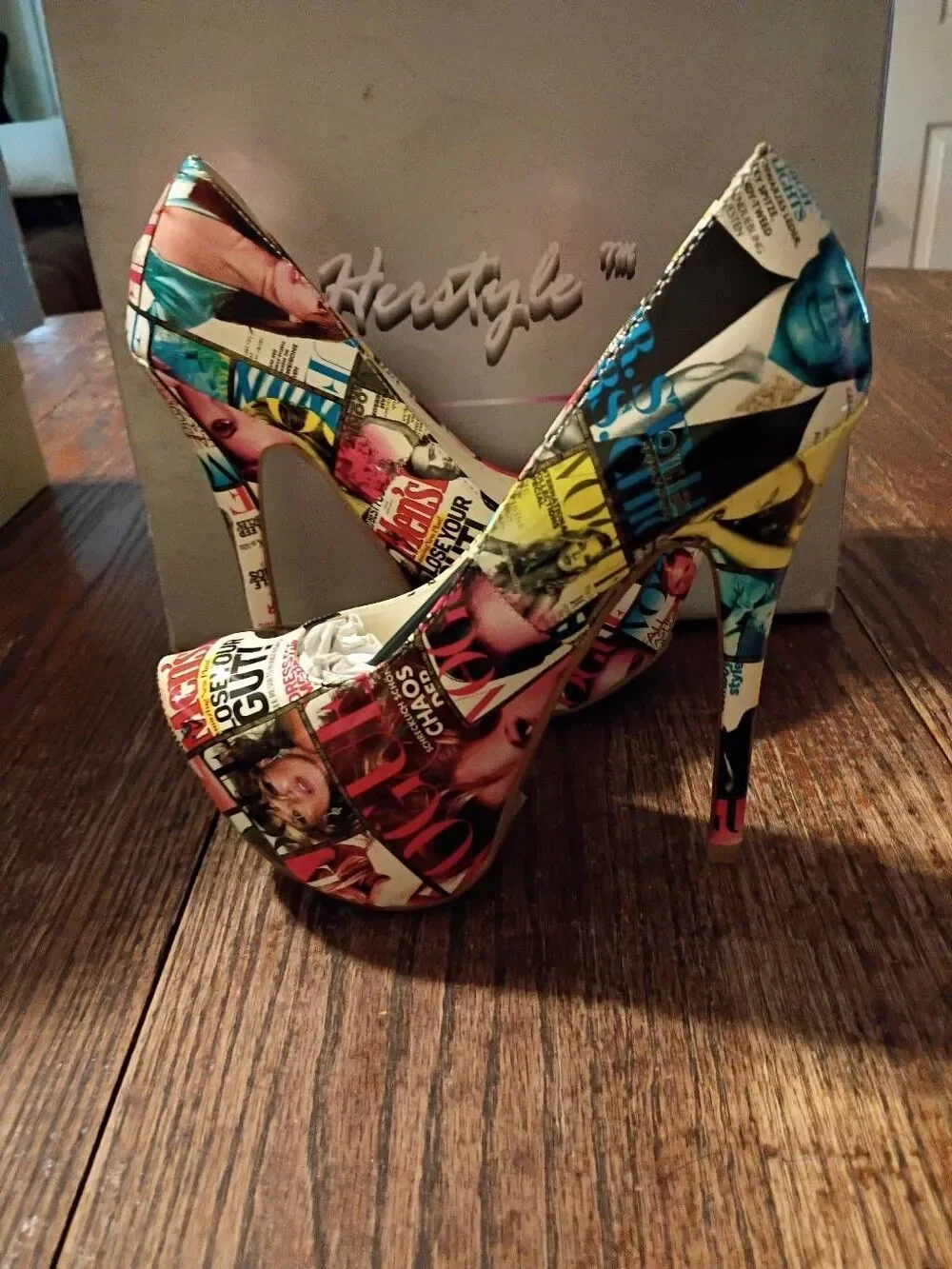 New Sz 9 Colorful Newspaper Magazine Platform Stilettos High Heel Pump Shoes